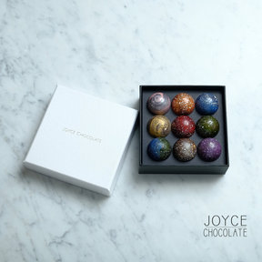 Joyce巧克力工房 星球系列巧克力禮盒9顆入(半圓形巧克力)-Joyce巧克力工房 星球系列巧克力禮盒9顆入(半圓形巧克力)
